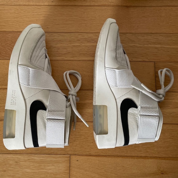 Nike Air x Fear of God (Light Bone) - Picture 6 of 10